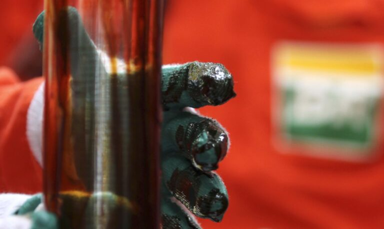 Petrobras informa ter atingido meta de produção anual em 2022