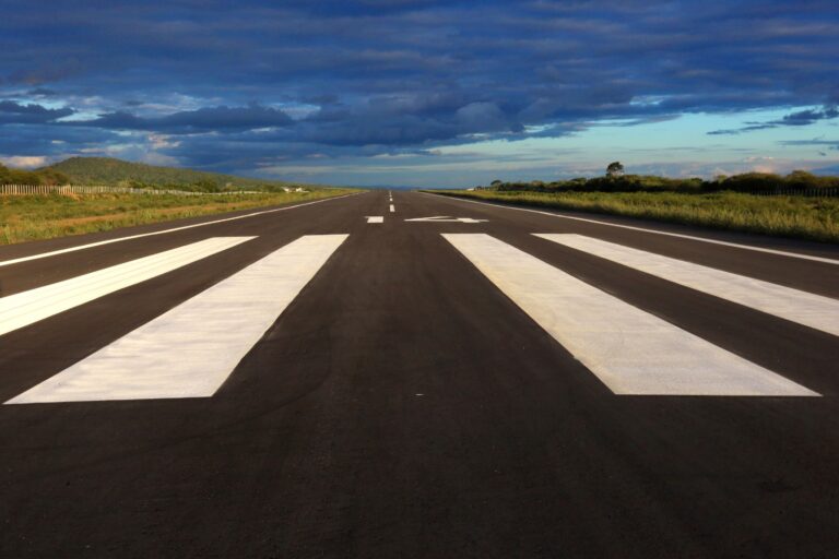 Governo do Estado entrega obras de recuperação do aeródromo de Itaberaba