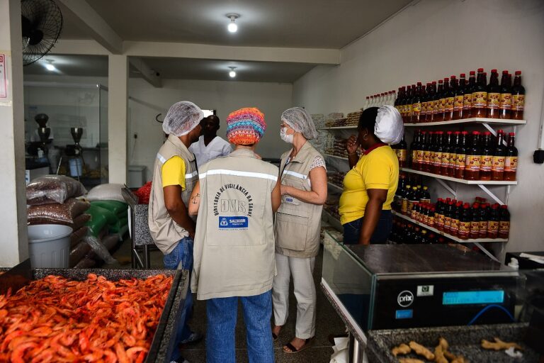 Vigilância Sanitária intensifica ações com aumento da procura por produtos tradicionais da Semana Santa