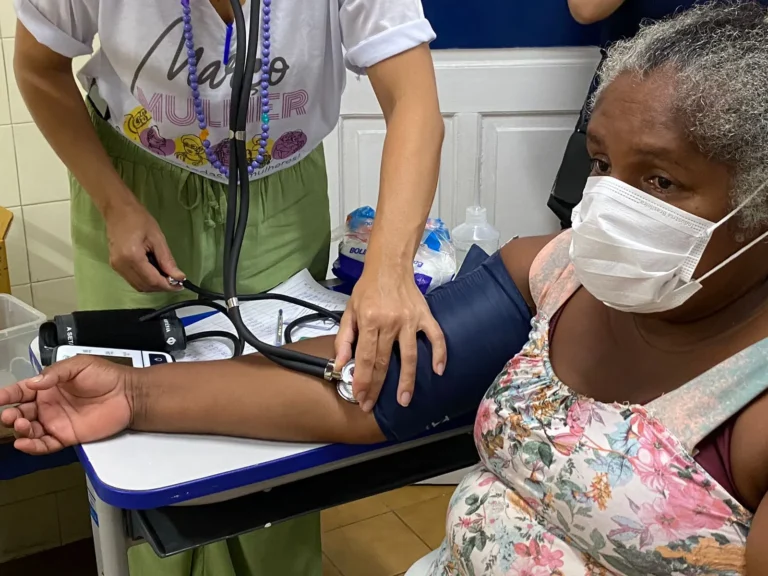 Feira de Saúde da Mulher é realizada em Periperi