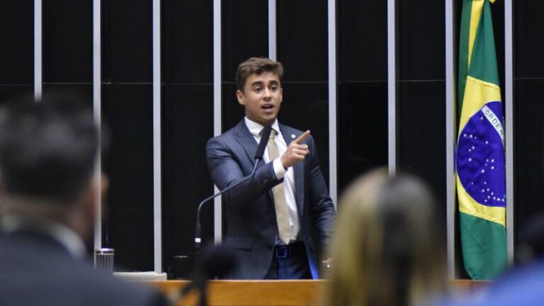 Nikolas Ferreira diz o que pensa sobre PL das Fake News e CPMI do 8 de janeiro