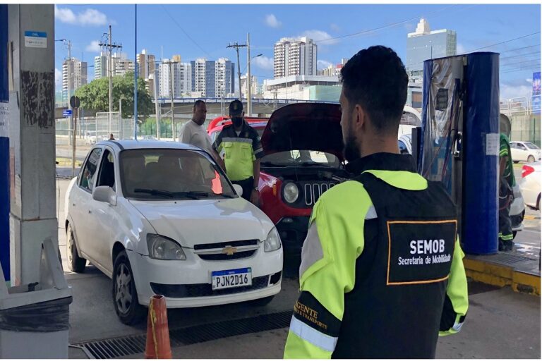 Operação São João da Semob fiscaliza transporte clandestino em Salvador