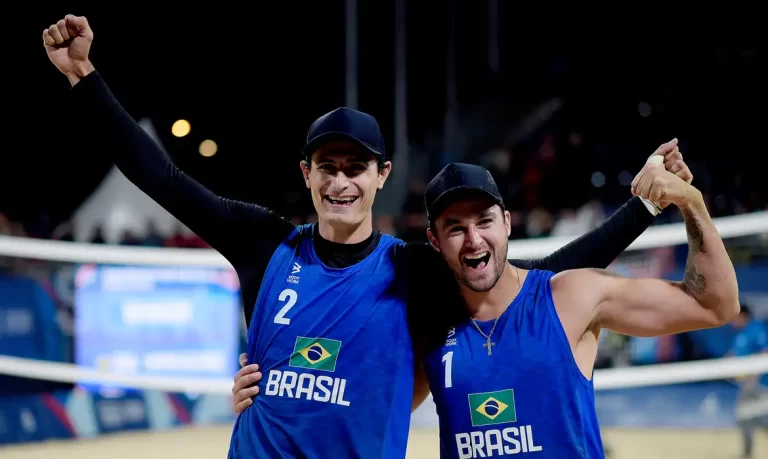 Vôlei de Praia: André e George se garantem nos Jogos de Paris