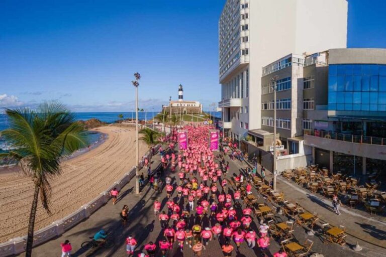 Salvador Vai de Bike promove 5ª edição do Pedal Outubro Rosa neste domingo