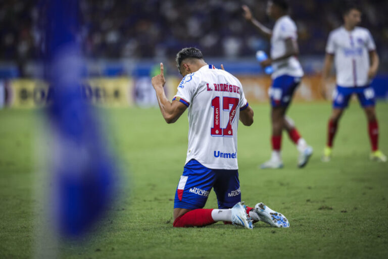 Bahia empata com Cruzeiro e dorme no G-6 do Campeonato Brasileiro