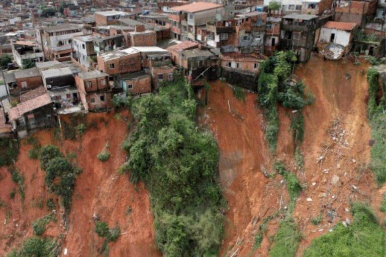 Defesa Civil Alerta Para Risco Alto De Deslizamento Em Comunidades De Salvador Nesta Quinta (8)