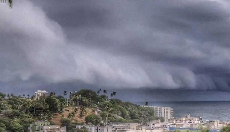 Chuva Continua Em Salvador No Final De Semana Mesmo Após Avanço De Frente Fria Para O Oceano