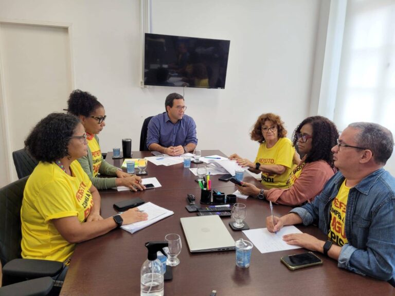 Greve Dos Professores Municipais Entra No Terceiro Dia Com Ato No Centro De Salvador
