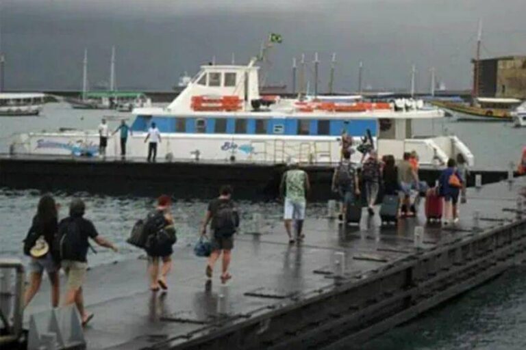 VÍDEO: Temporal Força Interrupção Do Ferry-Boat E Gera Filas