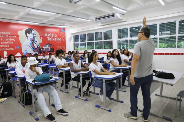 Bahia Lidera Escolarização Entre Adolescentes De 15 A 17 Anos, Segundo IBGE