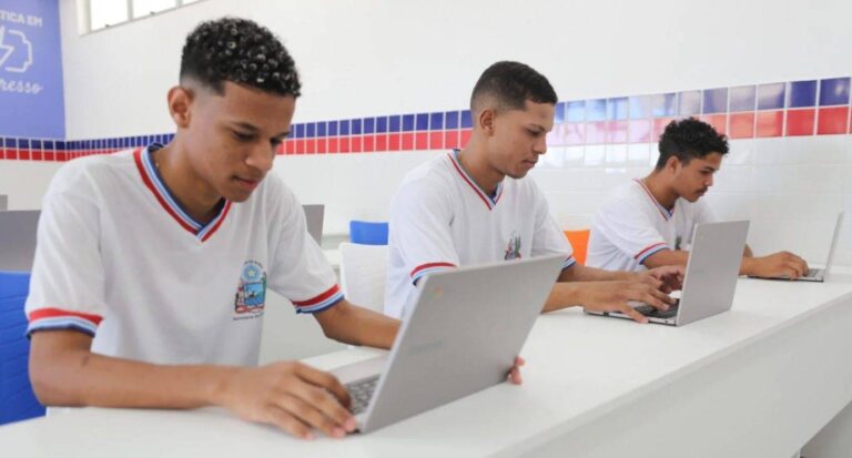 Bahia Lança Concurso “Redação Nota 1000” Para Estudantes Da Rede Estadual