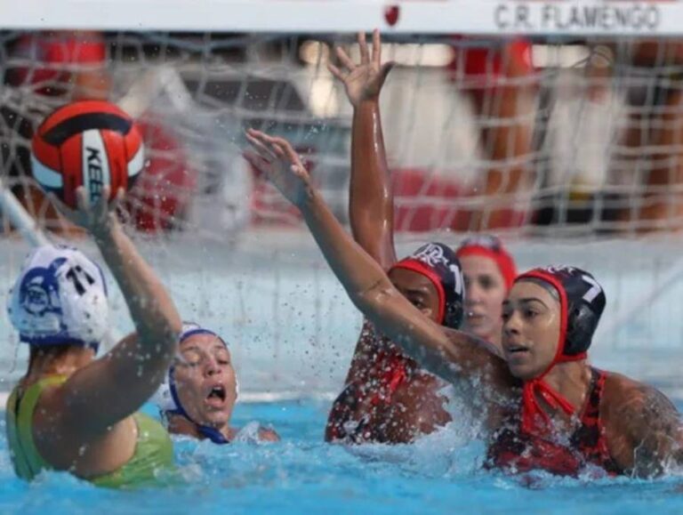 Salvador Sedia Campeonato Mundial Sub-20 De Polo Aquático Feminino