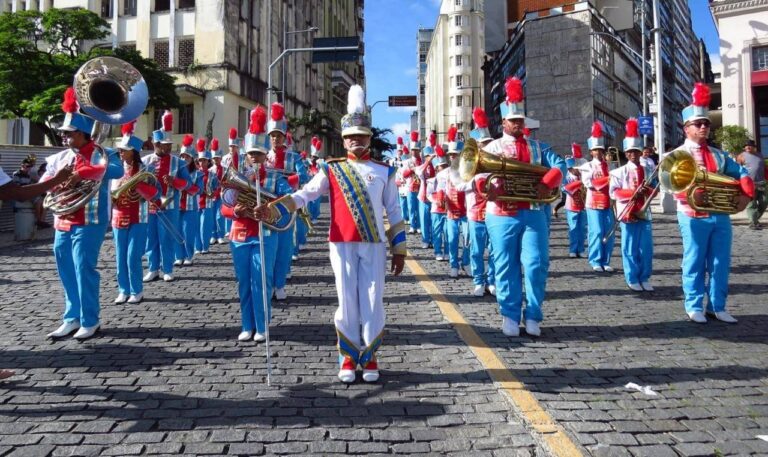 Escolas Estaduais Recebem R$ 7 Milhões Em Novos Kits Para Fanfarras