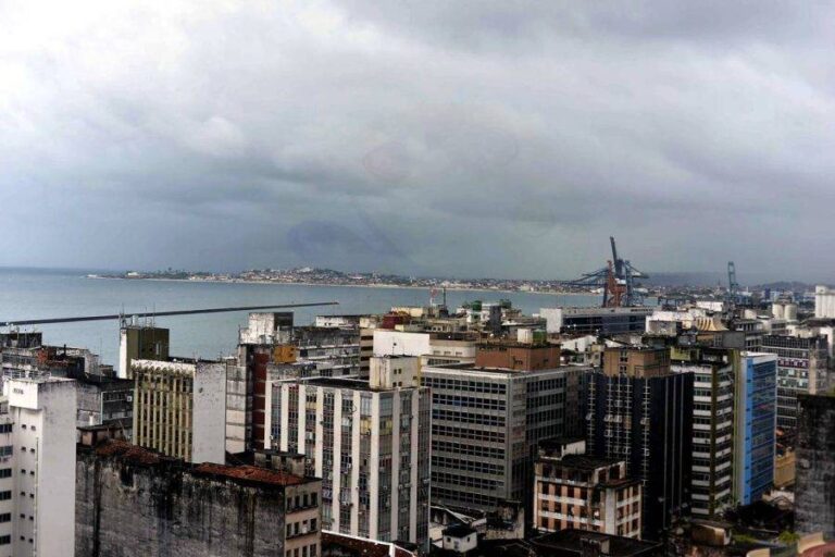 Instabilidade Marca Previsão Do Tempo Para O Fim De Semana Em Salvador