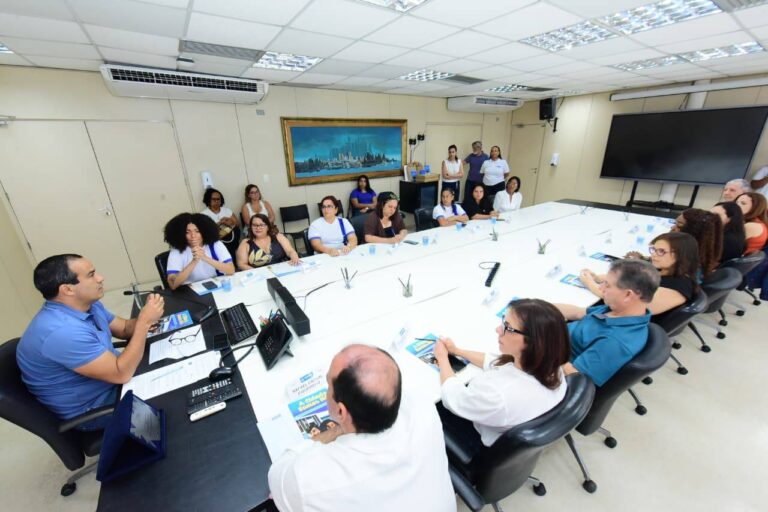 Estudantes Da EJA E Professores Vencem Concurso Literário Em Salvador