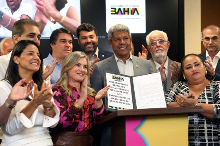 Jerônimo Anuncia Pagamento De Precatório E Abono Para Professores