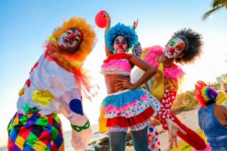 Desfile Dos Palhaços Do Rio Vermelho é Oficializado No Calendário De Salvador