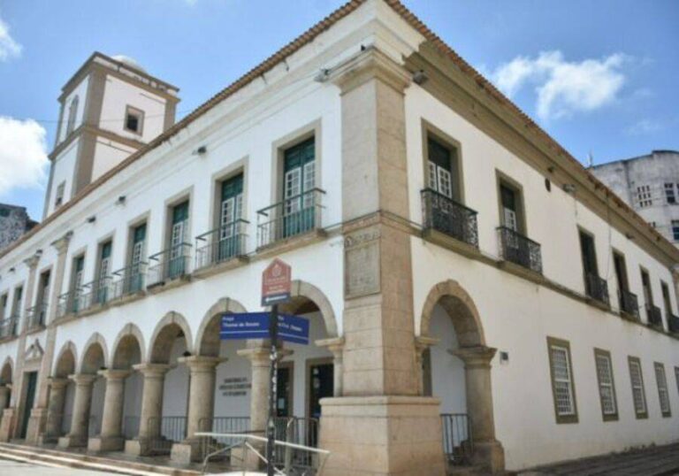 CMS Aprova Honrarias Para Tarcísio, Damares E Elmar Nascimento