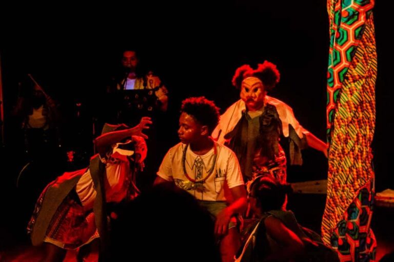 Festival Da Primavera Encerra Programação Com História, Música E Teatro Em Salvador