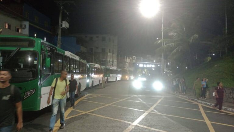 Fim Da Manifestação Na Estação Da Lapa: Acesso é Liberado Após Negociação