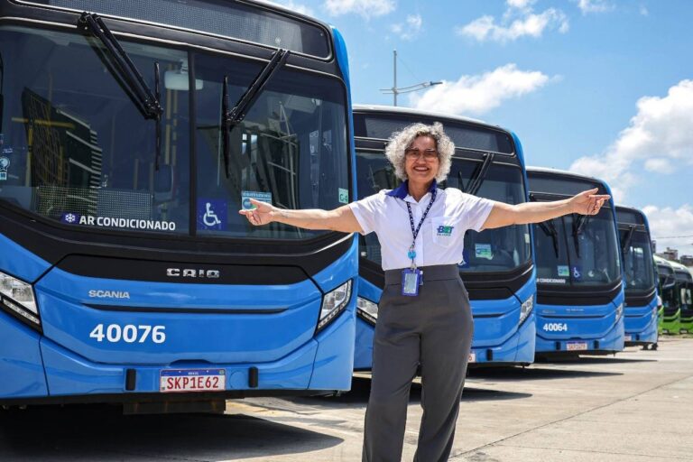Mulheres No Volante: Motoristas Do BRT Salvador Representam Cidade Em Premiação Nacional