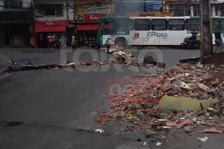 Protesto é Registrado Após Operação Da Semop Em Tancredo Neves