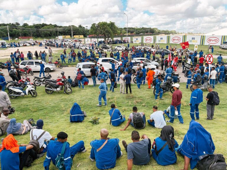 Trabalhadores Da BYD Mantêm Greve Pelo Segundo Dia Consecutivo