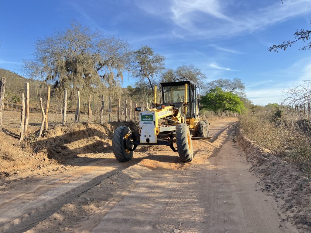 Trabalho que transforma: Prefeitura recupera mais de 760 km de estradas vicinais