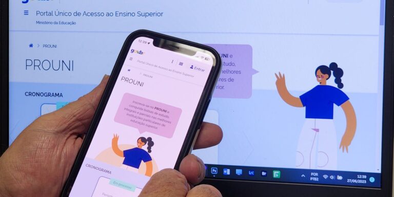 A primeira chamada do Prouni para este semestre sai nesta terça-feira
