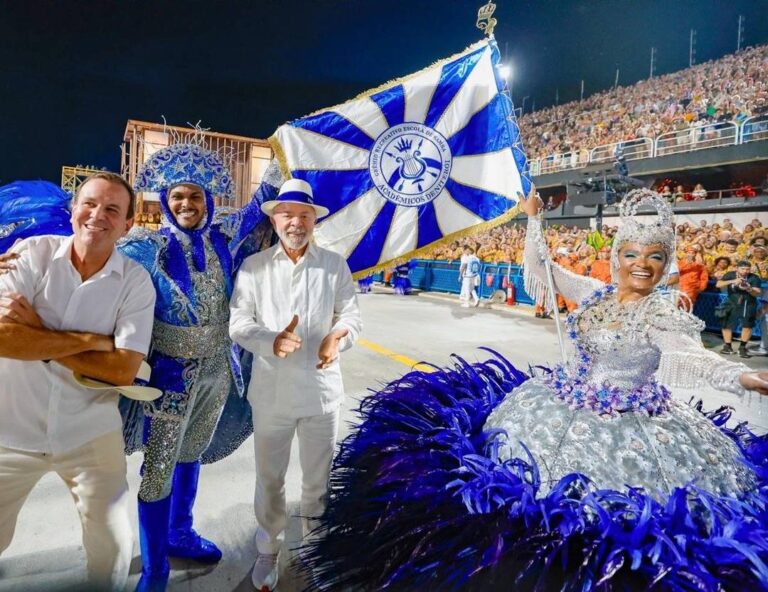 Último Lugar! Escola De Samba Do RJ Que Homenageou Lula é Rebaixada; Entenda