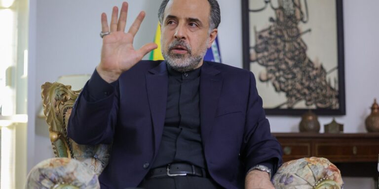 Embaixador do Irã diz que EUA usa diálogo político como “enganação”