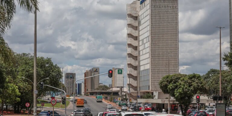 MPDFT contesta lei que utiliza imóveis públicos para salvar o BRB