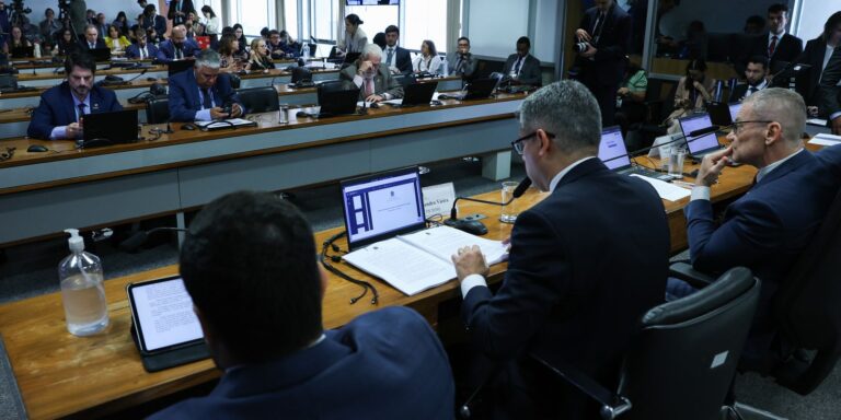 Ministros do STF alegam abuso de autoridade na CPI do Crime Organizado