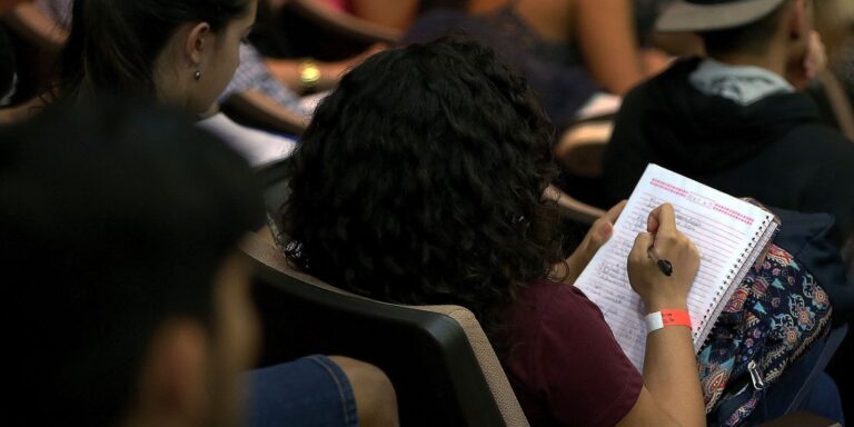 Inadimplentes do Fies podem entrar em medidas contra o endividamento