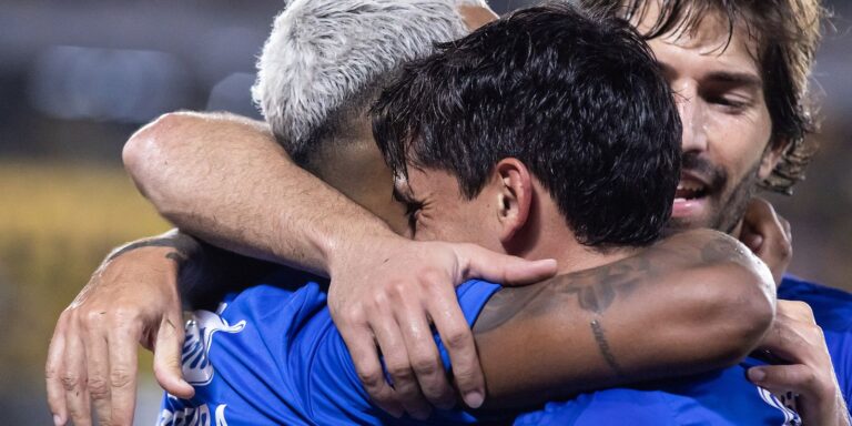 Cruzeiro recebe o Boca Juniors e Brasileiros agitam a Sul-Americana