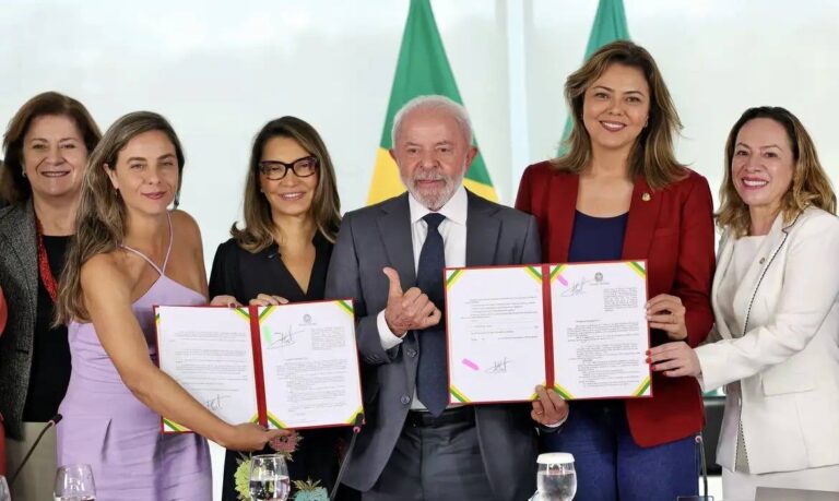 Lula Sanciona Leis Que Ampliam Combate à Violência Contra A Mulher
