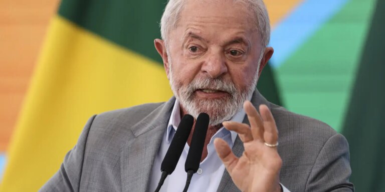 Lula manda recado a Ancelotti e pede que seleção jogue a Copa com alma