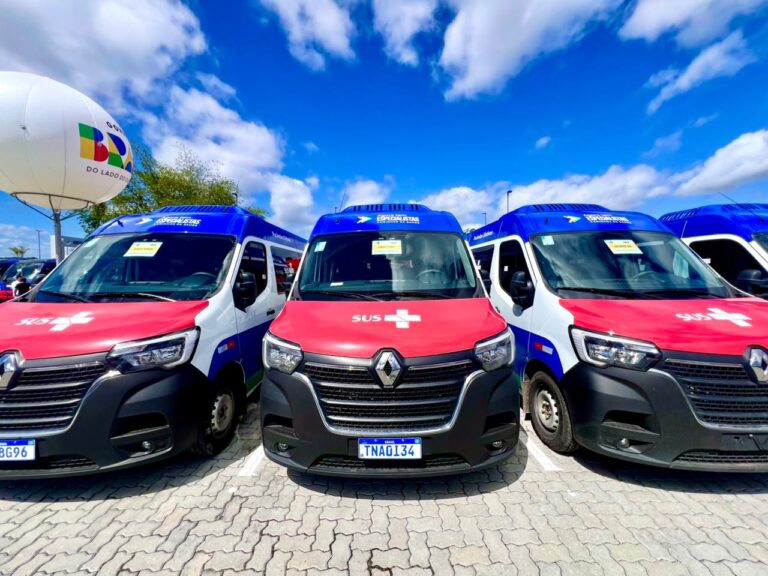Itaberaba recebe nova van para reforçar o transporte de pacientes do Tratamento Fora de Domicílio