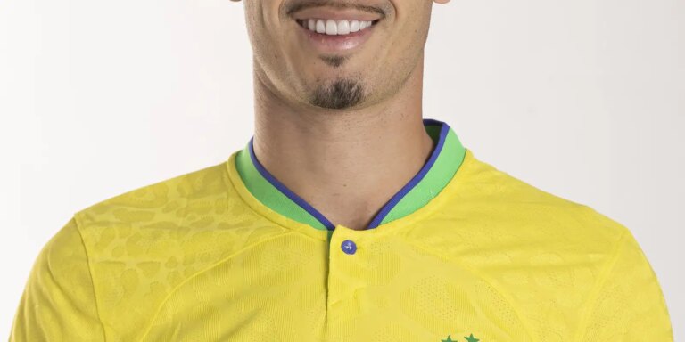 Por mais ofensiva, Brasil deve entrar em campo com Gabriel Martinelli