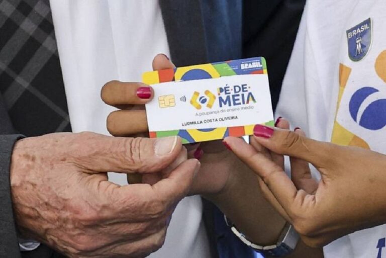Pé-de-Meia Paga Quarta Parcela A Beneficiários Nascidos Em Novembro E Dezembro