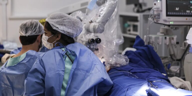 No Rio, entidade alerta para riscos do exercício ilegal da medicina